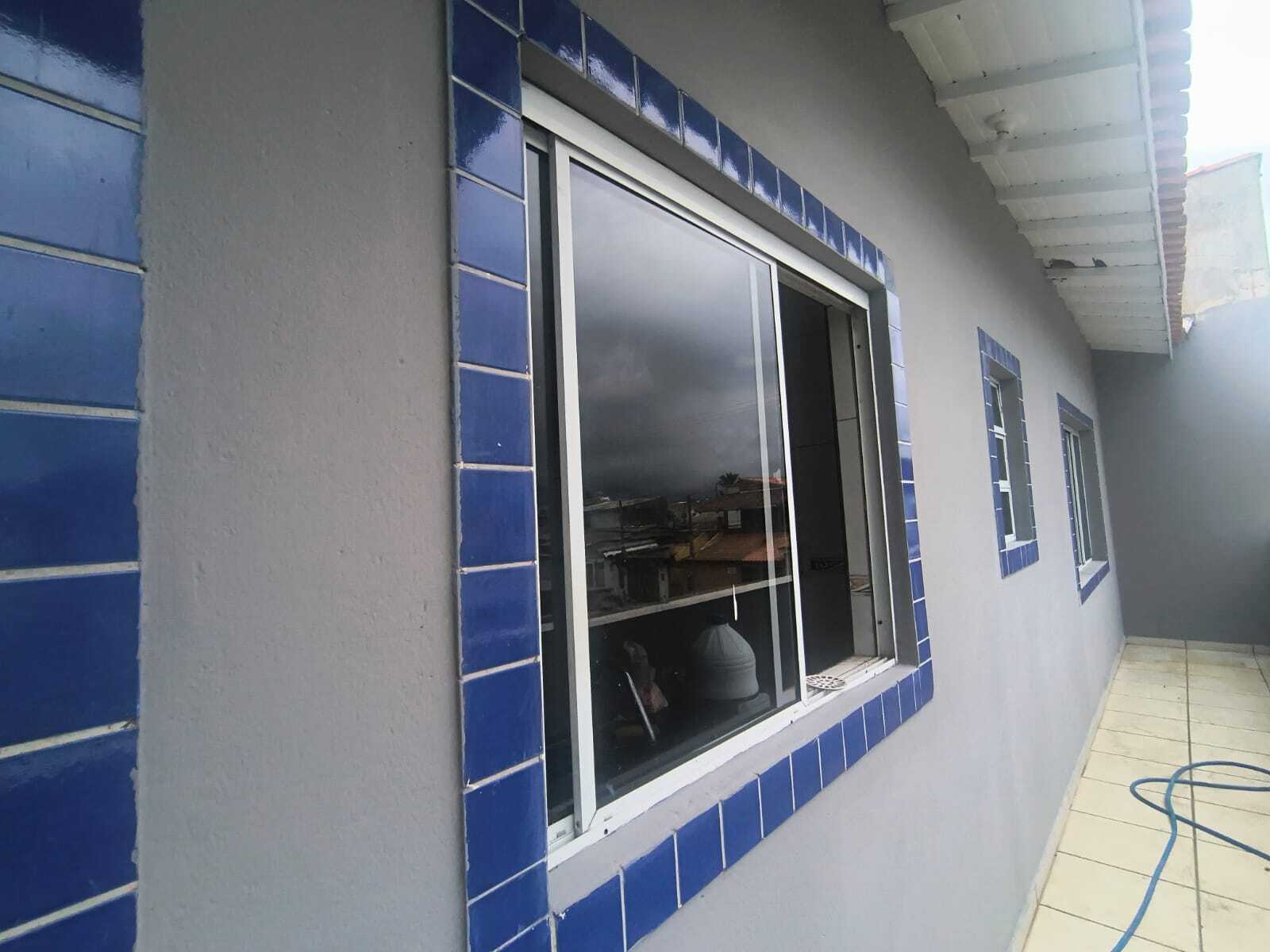 1f76dbb5-5ecd-43a2-9020-3309880884fa